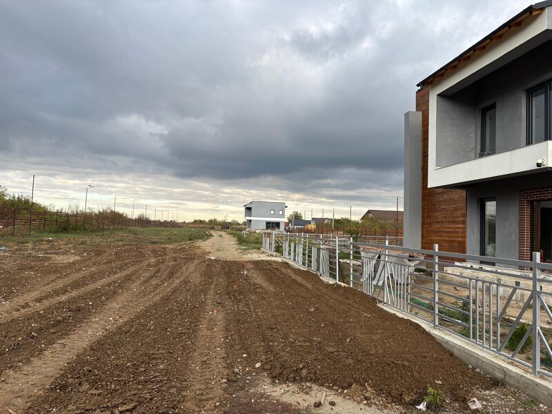 Ciolpani Case noi de vanzare  Padurea Scrovistea  aproape de Aeroportul