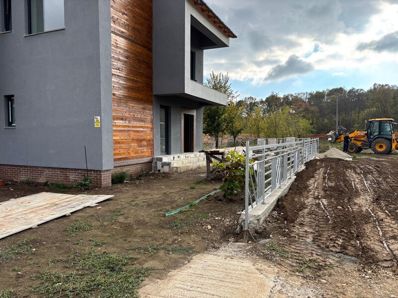 Ciolpani Case noi de vanzare  Padurea Scrovistea  aproape de Aeroportul