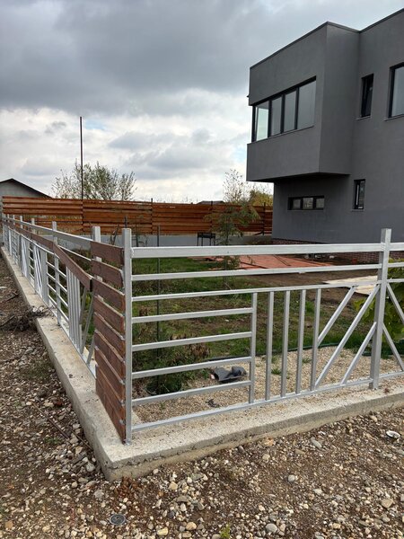 Ciolpani Case noi de vanzare  Padurea Scrovistea  aproape de Aeroportul