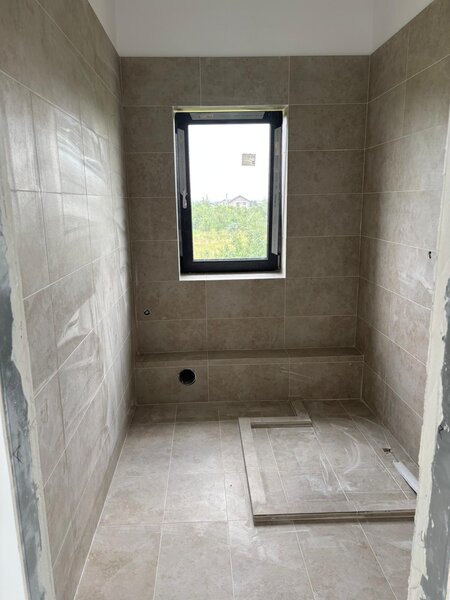 Ciolpani Case noi de vanzare  Padurea Scrovistea  aproape de Aeroportul